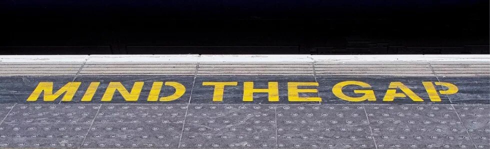 Mind the gap - free right image