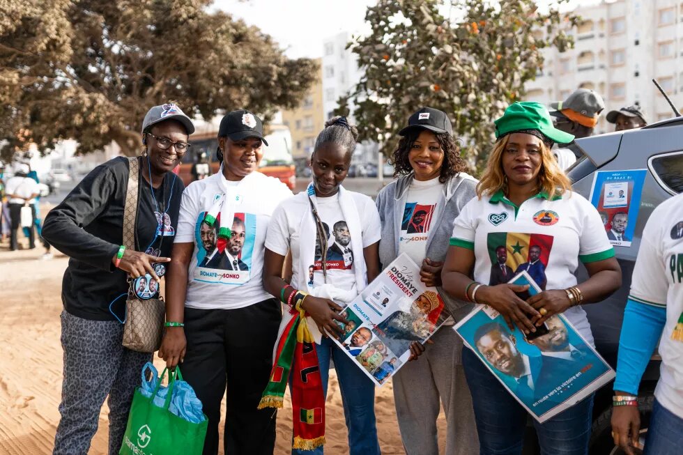 groupe de femmes militantes du PASTEF